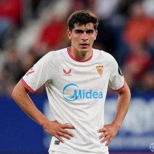 华体会官网-意天空：那不勒斯再次关注胡安卢，准备与尤文展开争夺